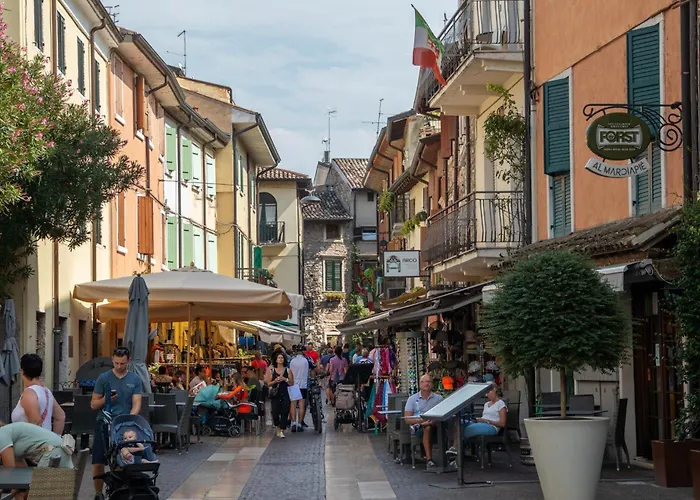 In - Gardasee 21939 アパート ラツィーゼ